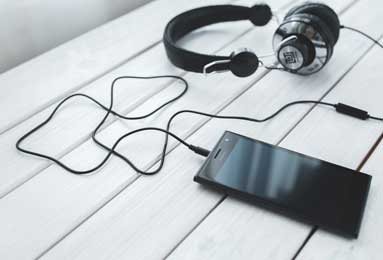 德甲单赛季进球纪录史 拜仁本赛季有望“破纪录三冠王”！